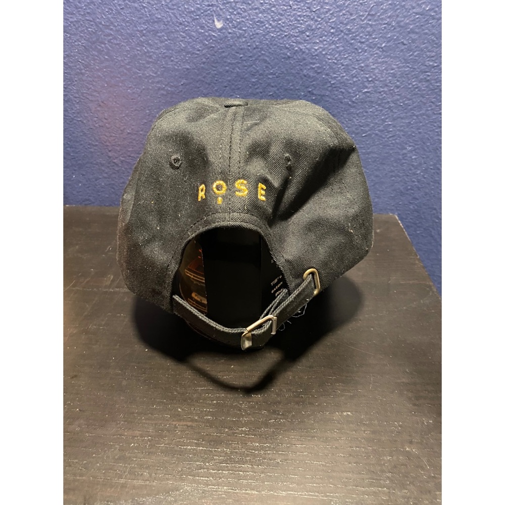 Baseball cap - Picture 2 of 2
